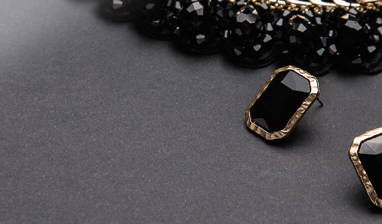 Types of Black Stone on Jewelry